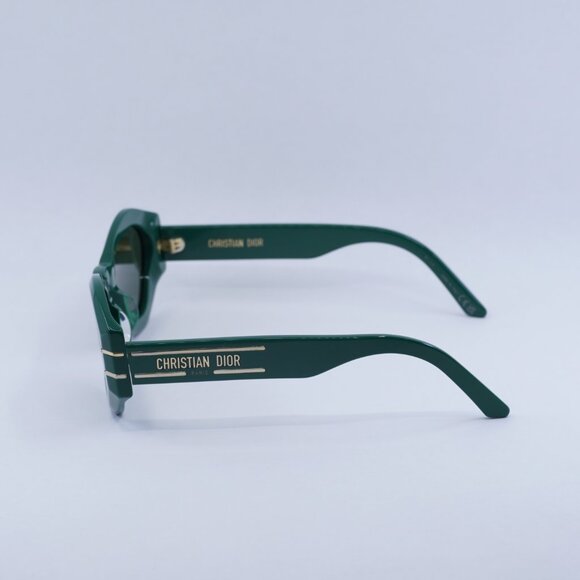 🕶️ New Dior DIORSIGNATURE B1U 55C0 Sunglasses - Shiny Green Frame, Green Lenses - Picture 10 of 12